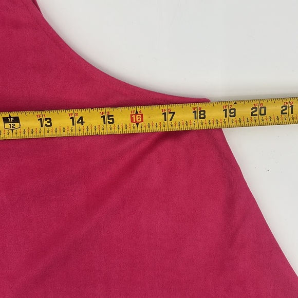 She and Sky NWT Microsuede Pink Halter Top sz. Small - Picture 9 of 12